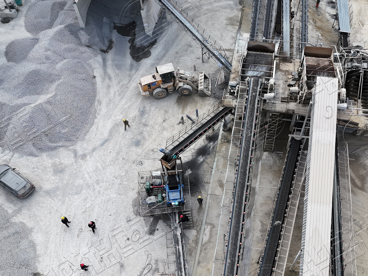 四川眉山1080液壓對(duì)輥機(jī)瓜米石生產(chǎn)線